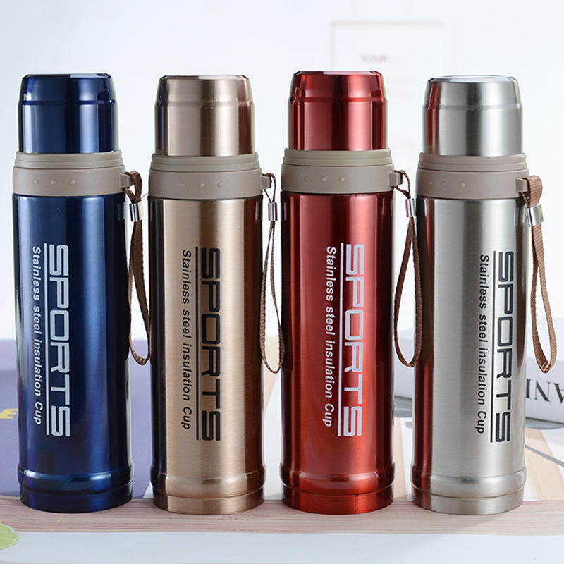 New Arrival 750ML Stainless Steel Bullet Shaped Thermos Cup Vacuum Flask Sustainable Insulated Water Bottle