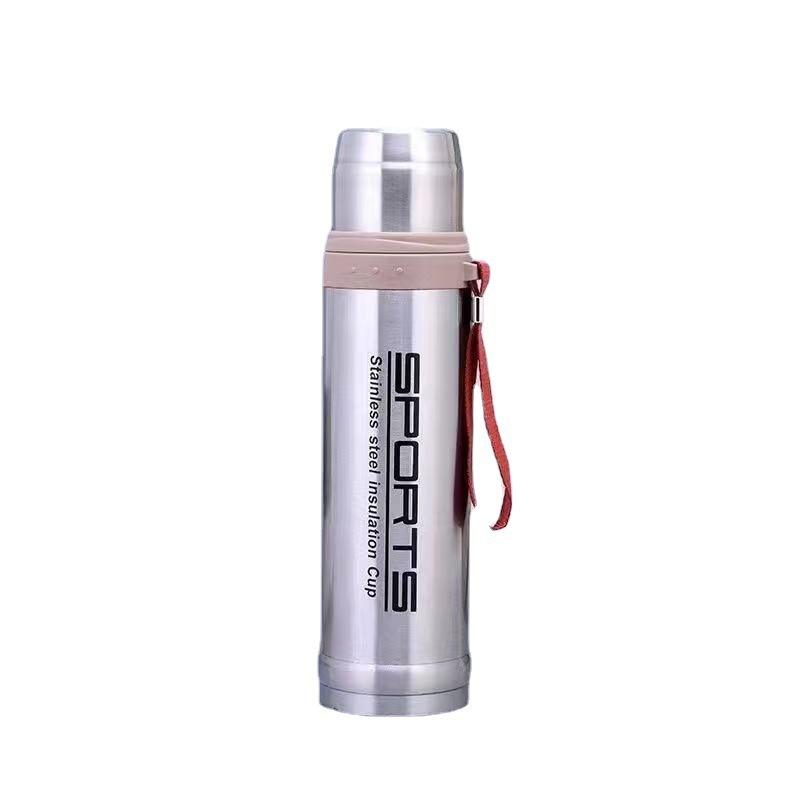New Arrival 750ML Stainless Steel Bullet Shaped Thermos Cup Vacuum Flask Sustainable Insulated Water Bottle